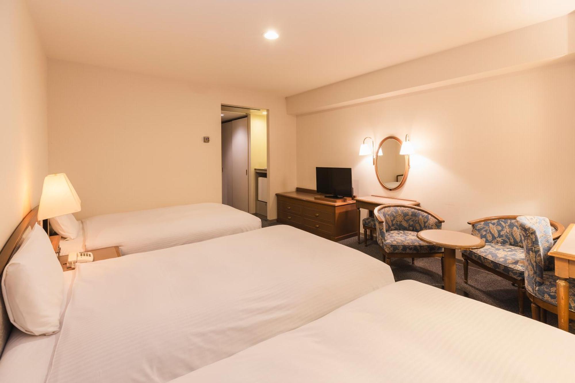 Hotel Sunroute Niigata Exterior photo